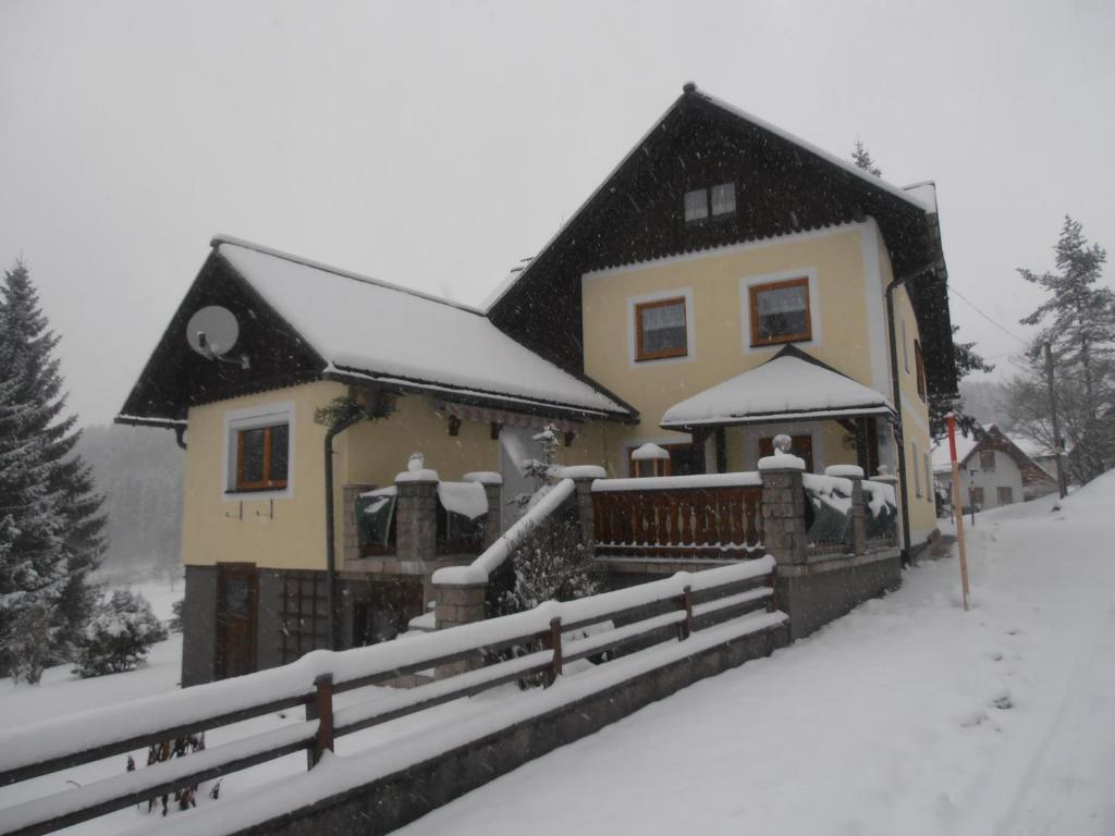 Ferienwohnung Hillbrand Bad Goisern Exteriör bild